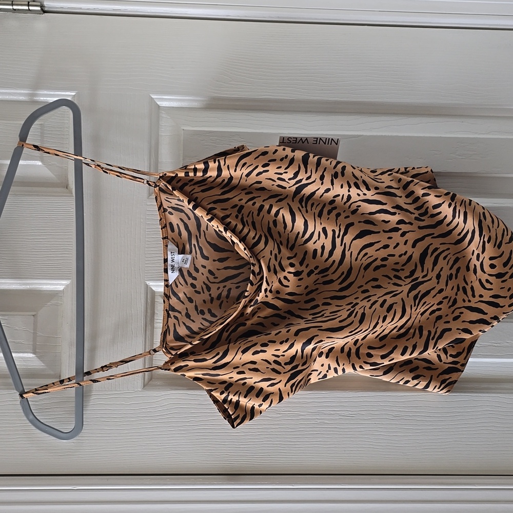 NINE WEST WOMAN'S BRONZE & BLACK ZIG ZAG PATTERNED COWL NECK CAMI SIZE MEDIUM